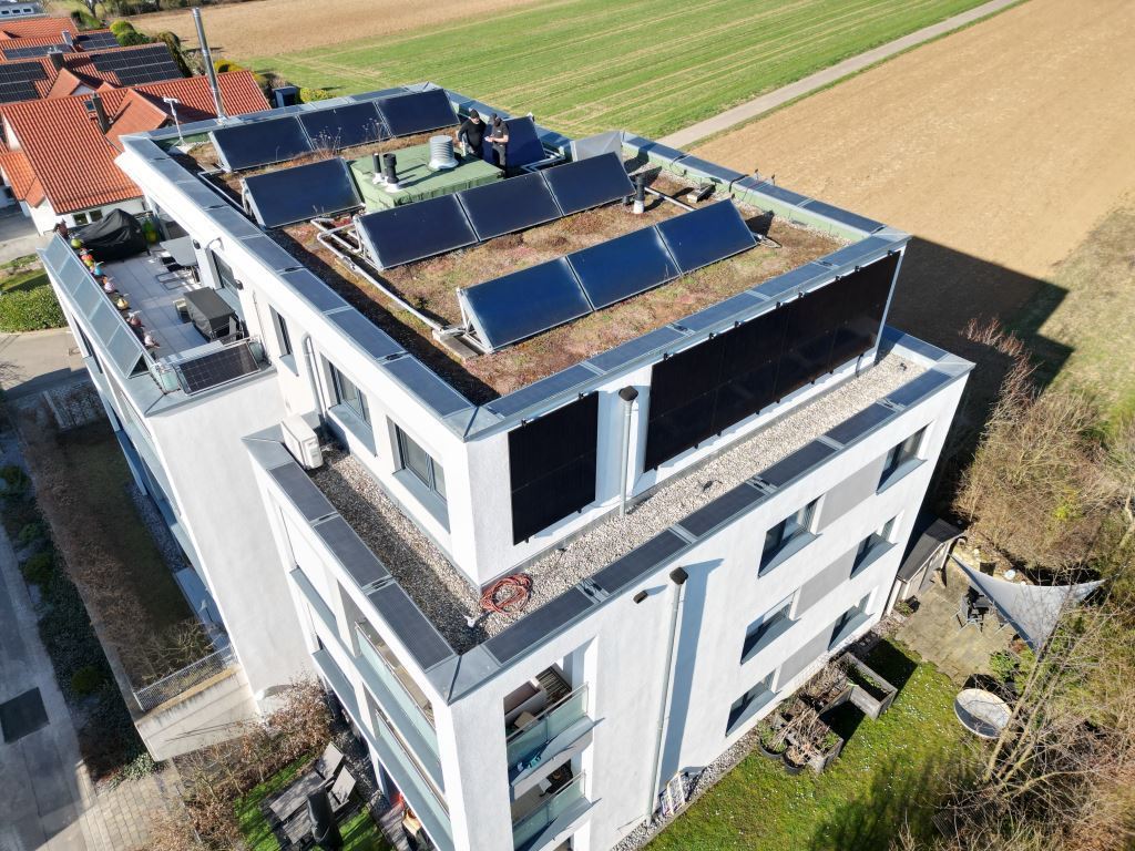 MO Energy Systems pv-concrete Fassadenset Bild 1
