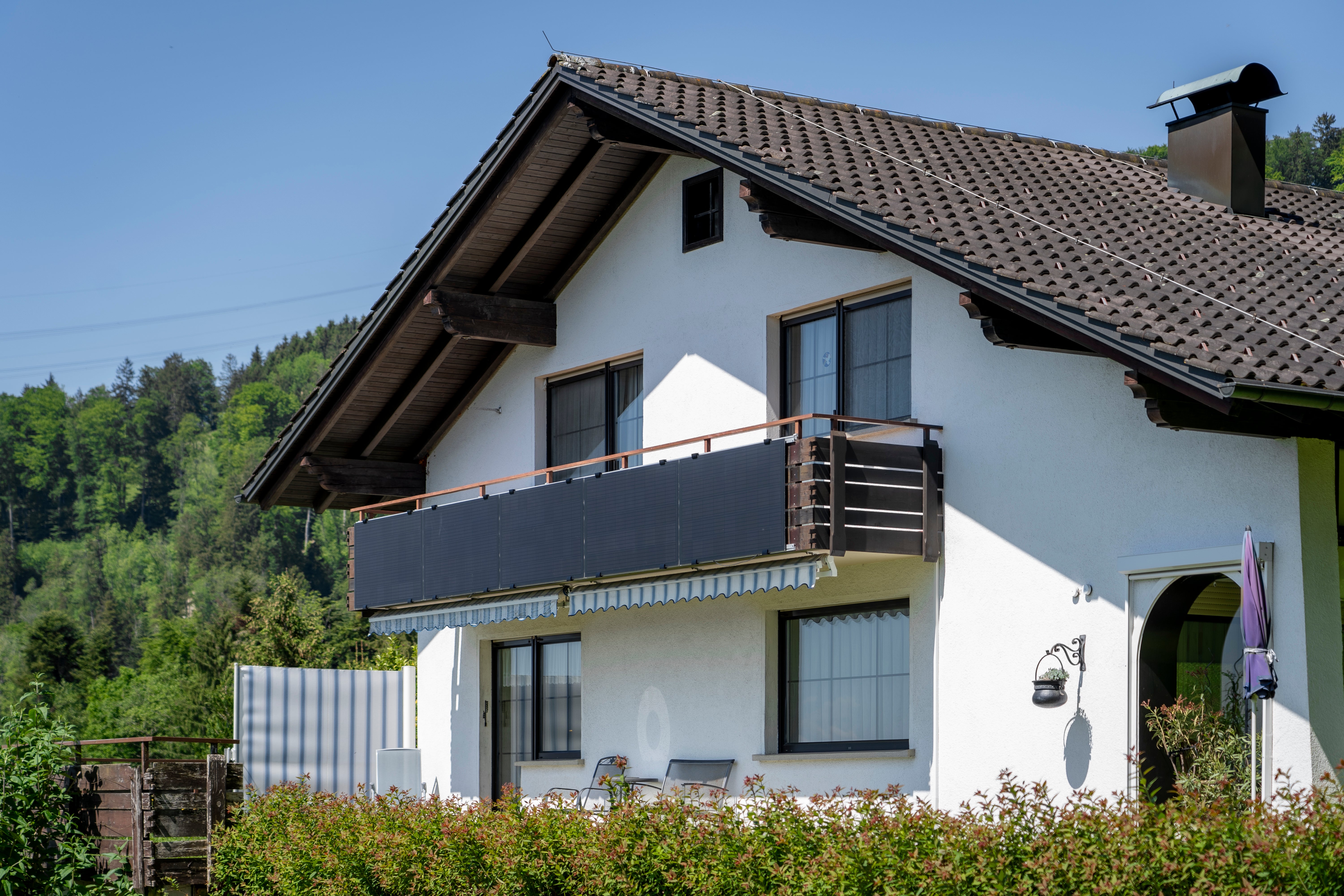 MO Energy Systems pv-rail Fassadenset Bild 1